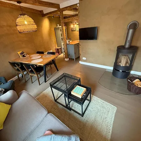Cozy Little House بيت للعطل